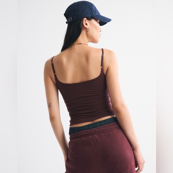 Abercrombie & Fitch Bra Free 90s Cami Red Wine NWT - Picture 5 of 12